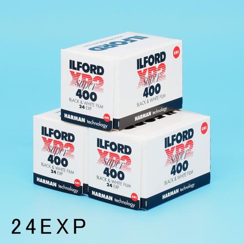 カラー現像白黒フィルム　ILFORD　XP2 SUPER400　24枚撮り　3本組