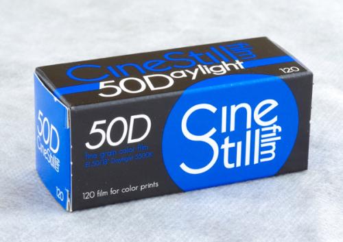 2025年6月期限　カラーネガフィルム　CINESTILL 50D　ブローニー120サイズ　1本