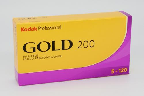 カラーネガフィルム KODAK　GOLD200　ブローニー120サイズ　5本パック