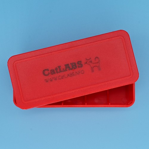 CatLABS フィルムケース　赤　135サイズ 10本用