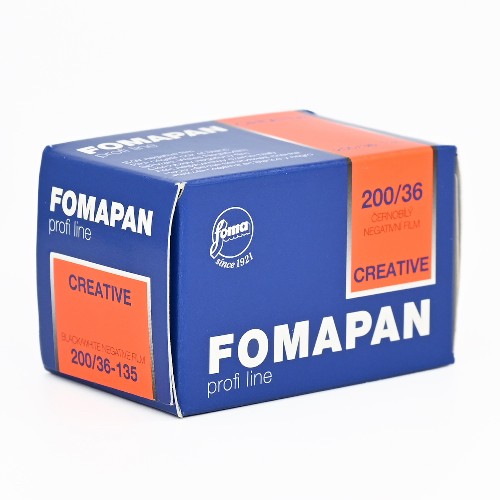 箱潰れ大　白黒フィルム　FOMA・フォマ　FOMAPAN200　36枚撮り　1本