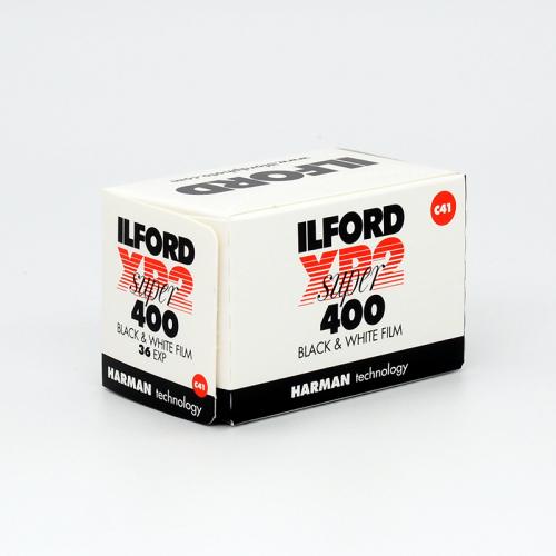 カラー現像白黒フィルム　ILFORD　XP2 SUPER 400　36枚撮り　1本