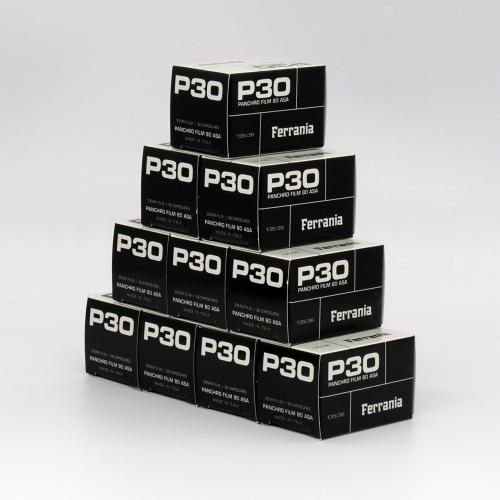 白黒フィルム　ISO80　FERRANIA・フェラーニア  P30　36枚撮り　10本組