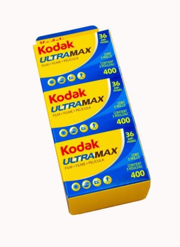 カラーネガフィルム　KODAK　ULTRAMAX400　36枚撮り　3本パック