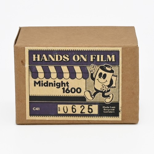 カラーネガフィルム　HANDS  ON FILM / MIDNIGHT 1600  36枚撮り　1本