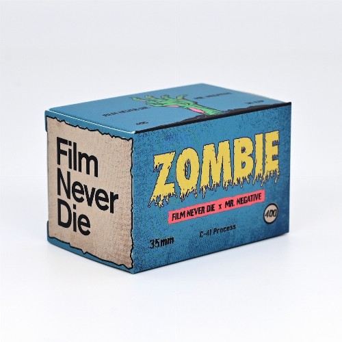 箱潰れ大　カラーネガフィルム　FILM NEVER DIE　ZOMBIE400　36枚撮り　1本
