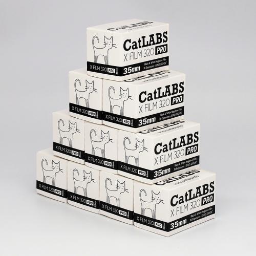 白黒フィルム　CatLABS・キャットラボ　X FILM 320PRO  36枚撮り　10本組