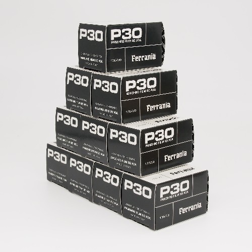 白黒フィルム　ISO80　FERRANIA・フェラーニア  P30　36枚撮り　10本組