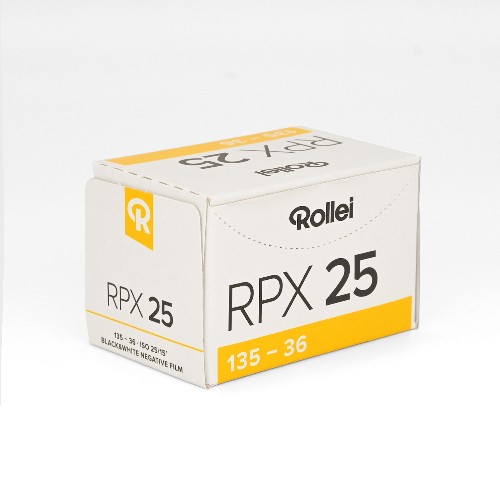 2026年3月期限　白黒フィルム　ROLLEI　RPX25　36枚撮り　1本
